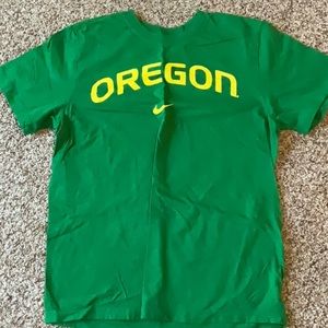 Oregon Ducks Nike tshirt